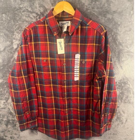 NWT Duluth Trading Co. Free Swingin' Flannel shirt Red/Plaid Men’s Medium - Picture 1 of 6